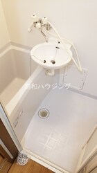 エヴァーグリーン江里町の物件内観写真